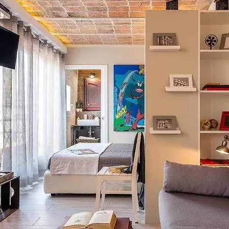 Urban District - Vintage Hotel