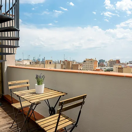 Urban District - Vintage 3*