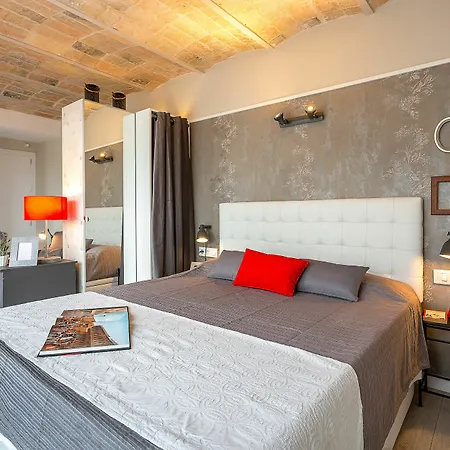 Hotel Urban District - Vintage 3*